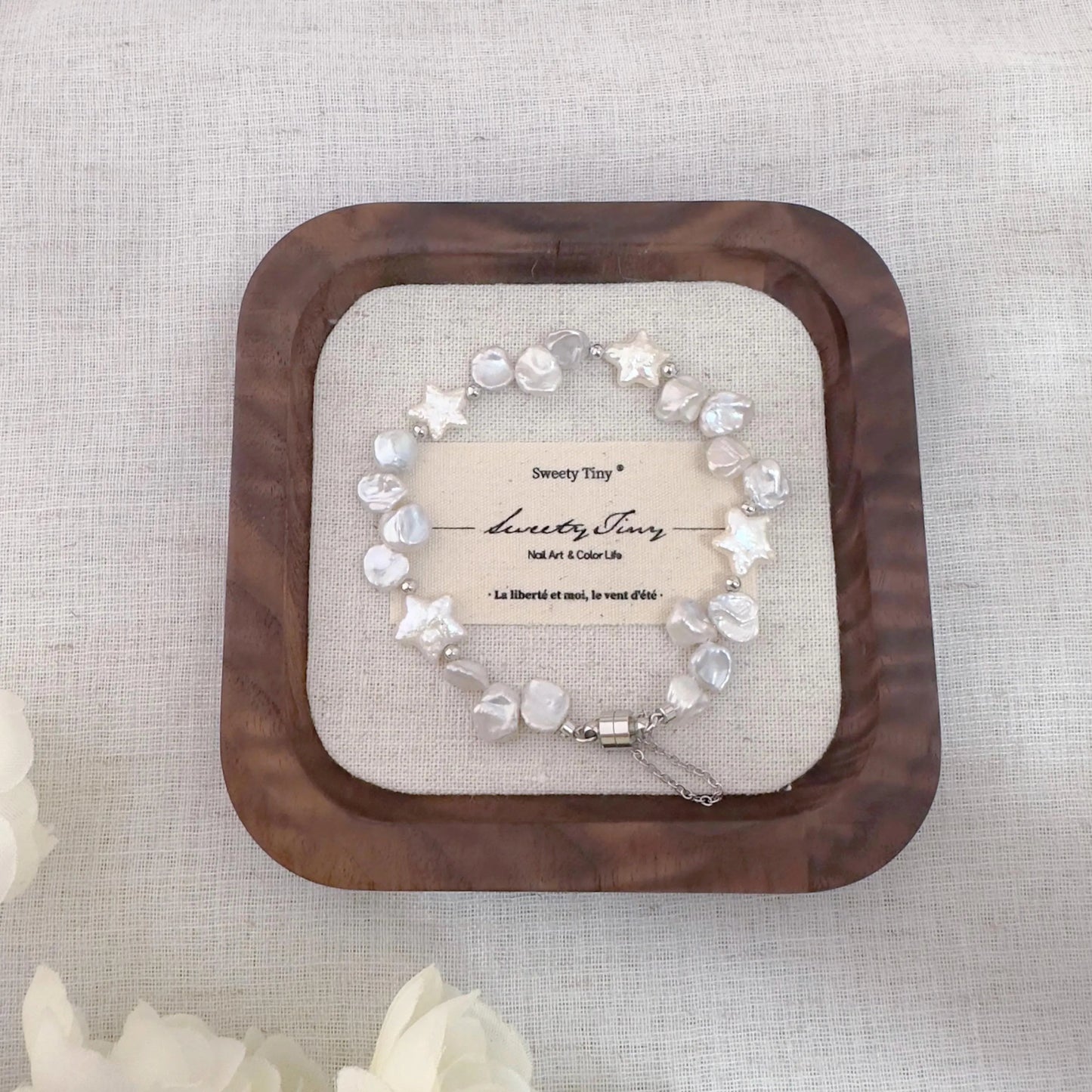 Baroque Pearl Bracelet - Crafted with Brass