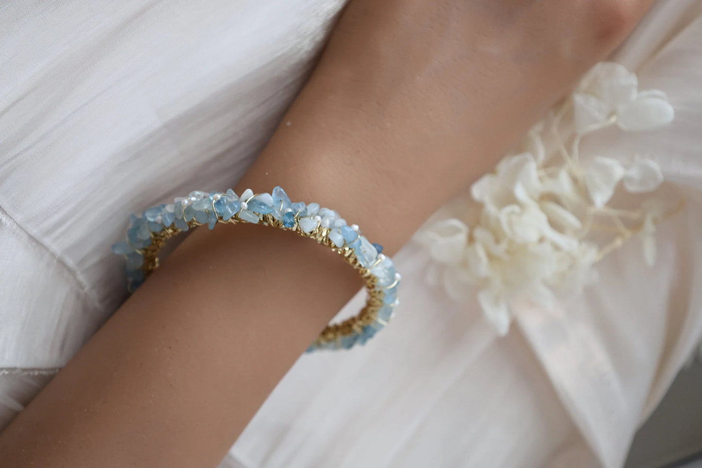 Natural Aquamarine Chips Wire Twisted Cuff Bracelet, Aquamarine