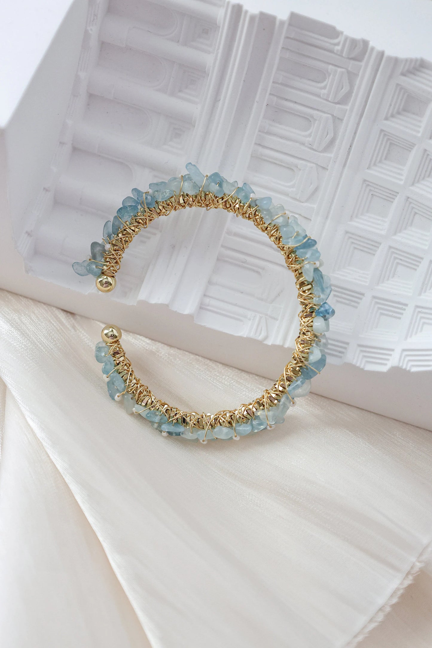 Natural Aquamarine Chips Wire Twisted Cuff Bracelet, Aquamarine