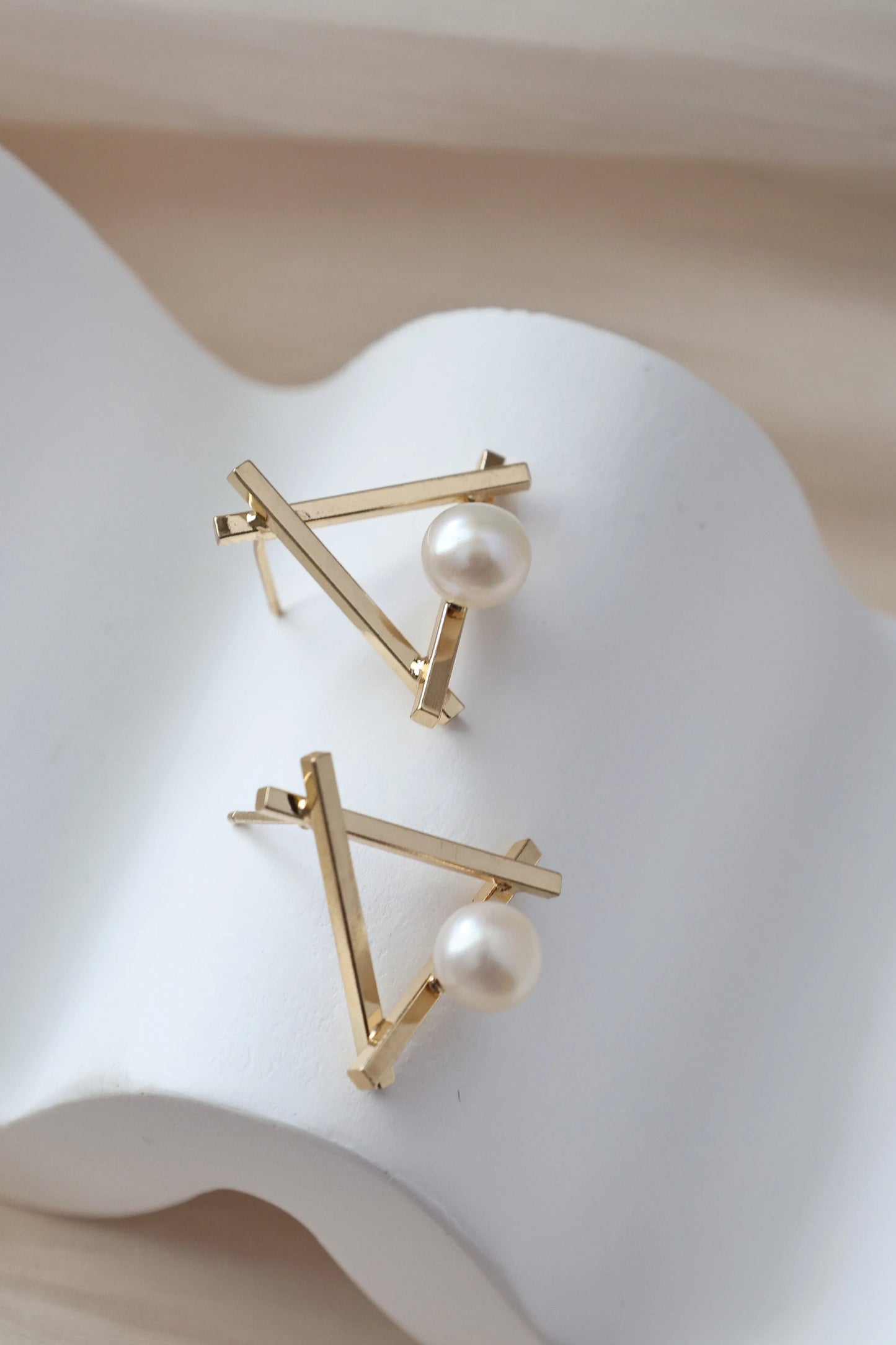 Handmade triangle pearl studs earrings, Bridal Earrings, Freshwater
