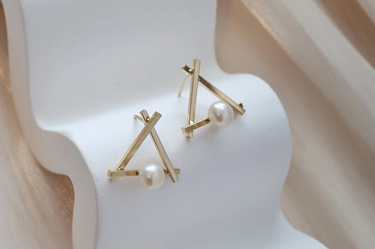 Handmade triangle pearl studs earrings, Bridal Earrings, Freshwater