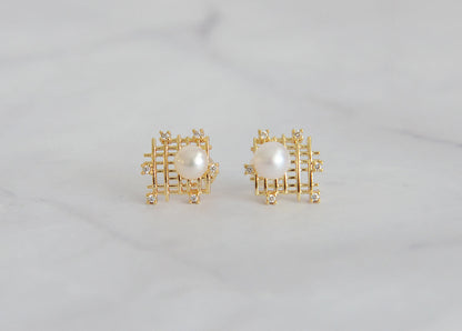 Handmade Bird Nest Earrings/ Brass Nest Earrings/Genuine Pearl