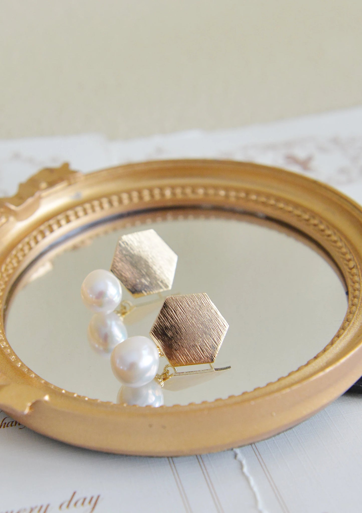 Handmade freshwater pearl Earrings/Natural Baroque Pearl Earrings/14K