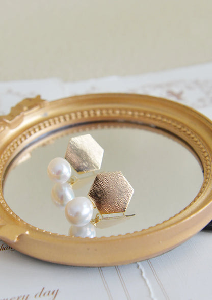 Handmade freshwater pearl Earrings/Natural Baroque Pearl Earrings/14K