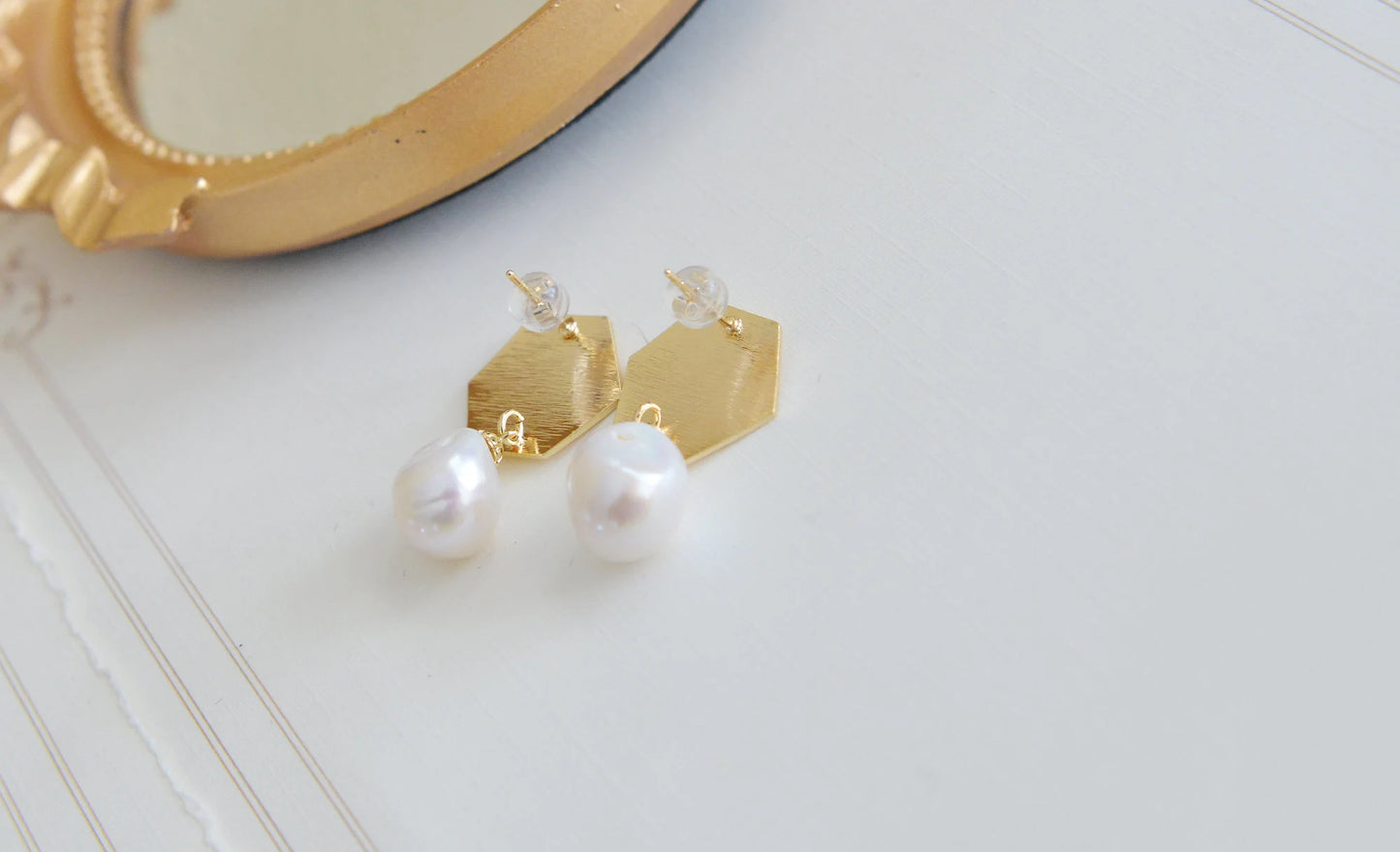 Handmade freshwater pearl Earrings/Natural Baroque Pearl Earrings/14K