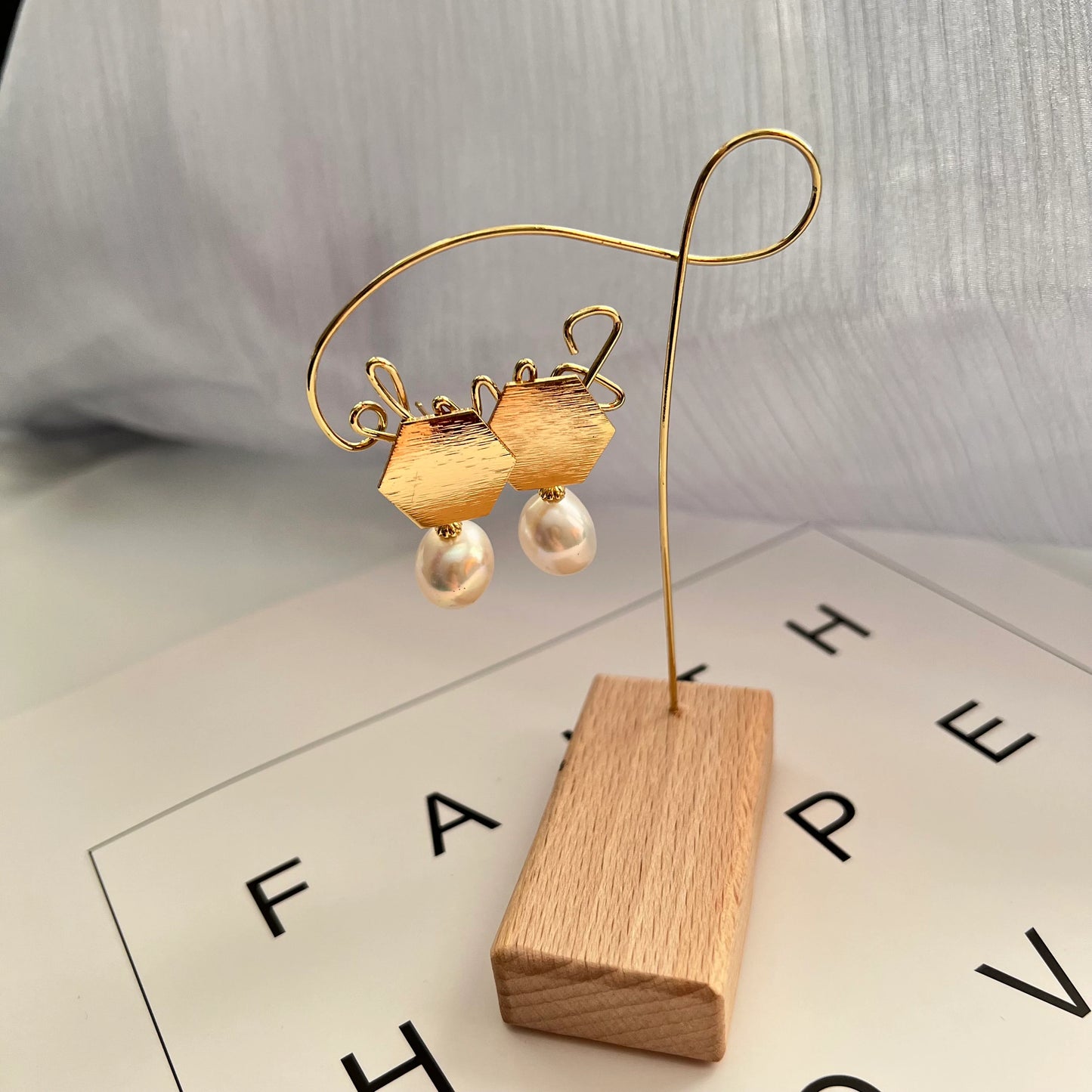 Handmade freshwater pearl Earrings/Natural Baroque Pearl Earrings/14K