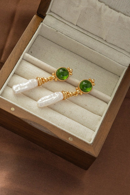 Handmade genuine baroque pearls earring/ Timeless Elegance - Crafted