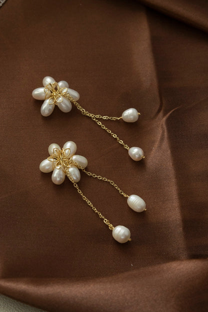 Handmade geniune pearl earrings / blooming flower pearl earrings