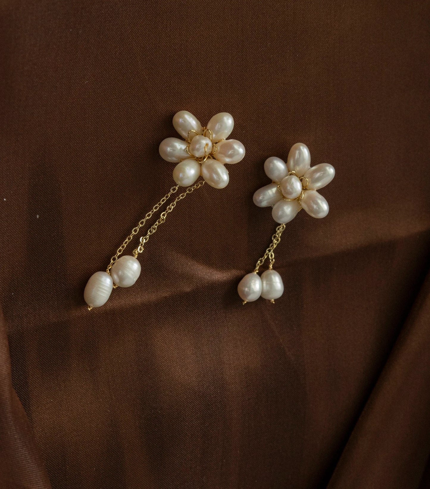 Handmade geniune pearl earrings / blooming flower pearl earrings
