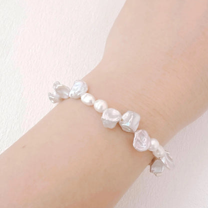 Dainty Baroque Pearl Bracelet - Crafted with Brass