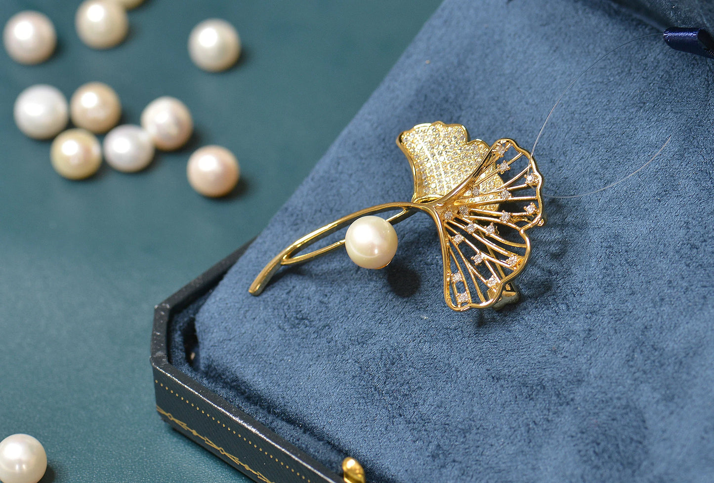 Handmade Ginkgo Leaf Brooch - Crafted with Pearl
