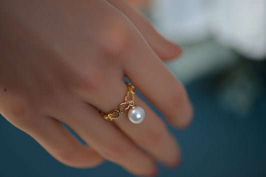 18K Gold Heart Ring with Freshwater Pearl - Crafted with sterling