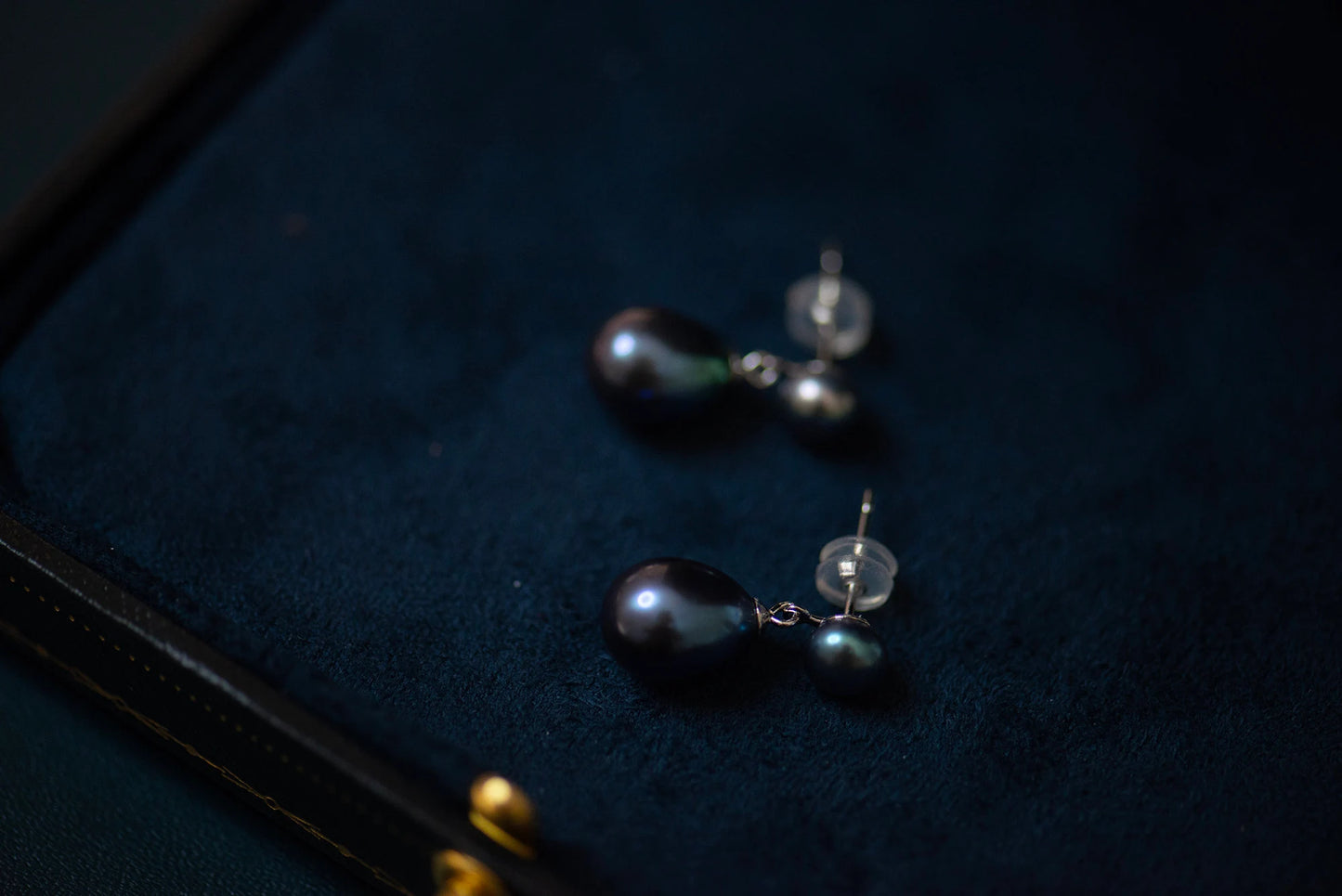 Freshwater Pearl Drop Earrings - Crafted with Silver