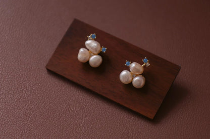 Minimalist Brass Pearl Stud Earrings - Crafted with freshwater pearl,
