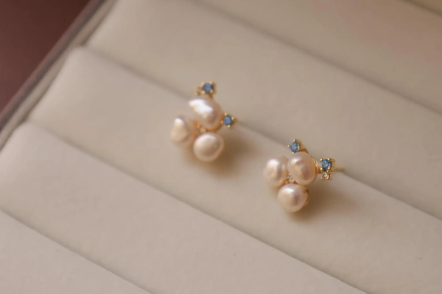 Minimalist Brass Pearl Stud Earrings - Crafted with freshwater pearl,