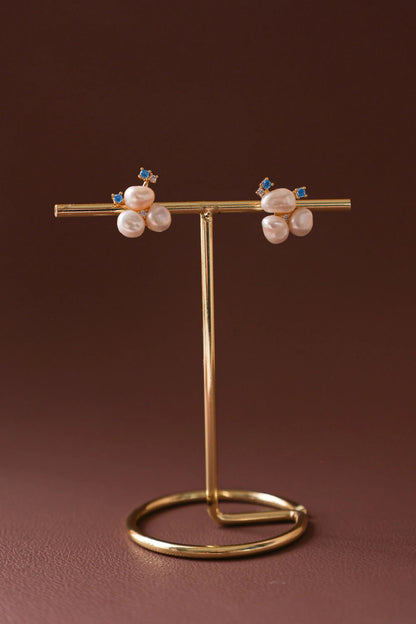 Minimalist Brass Pearl Stud Earrings - Crafted with freshwater pearl,