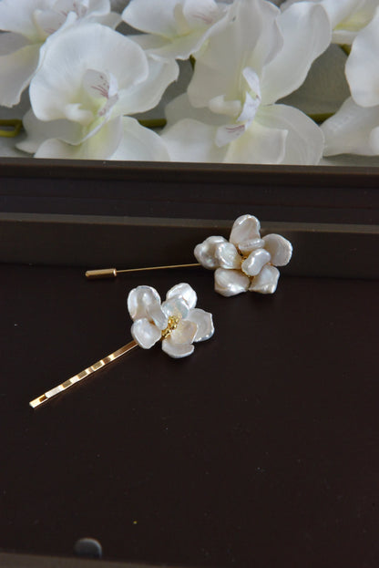Handmade Baroque Pearl Flower Necklace - Crafted with Brass