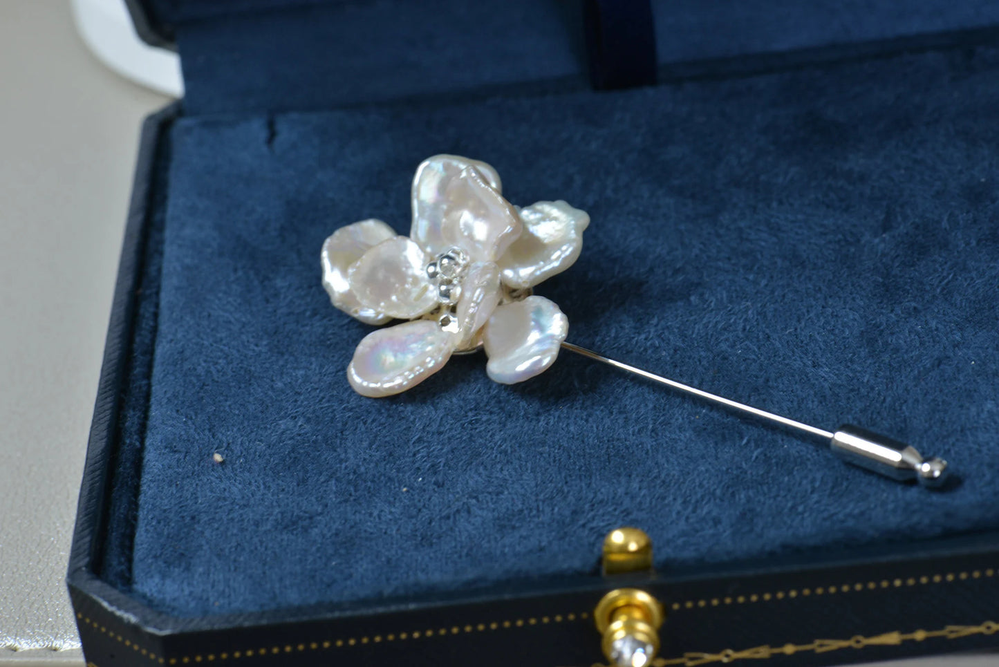 Handmade Baroque Pearl Flower Necklace - Crafted with Brass