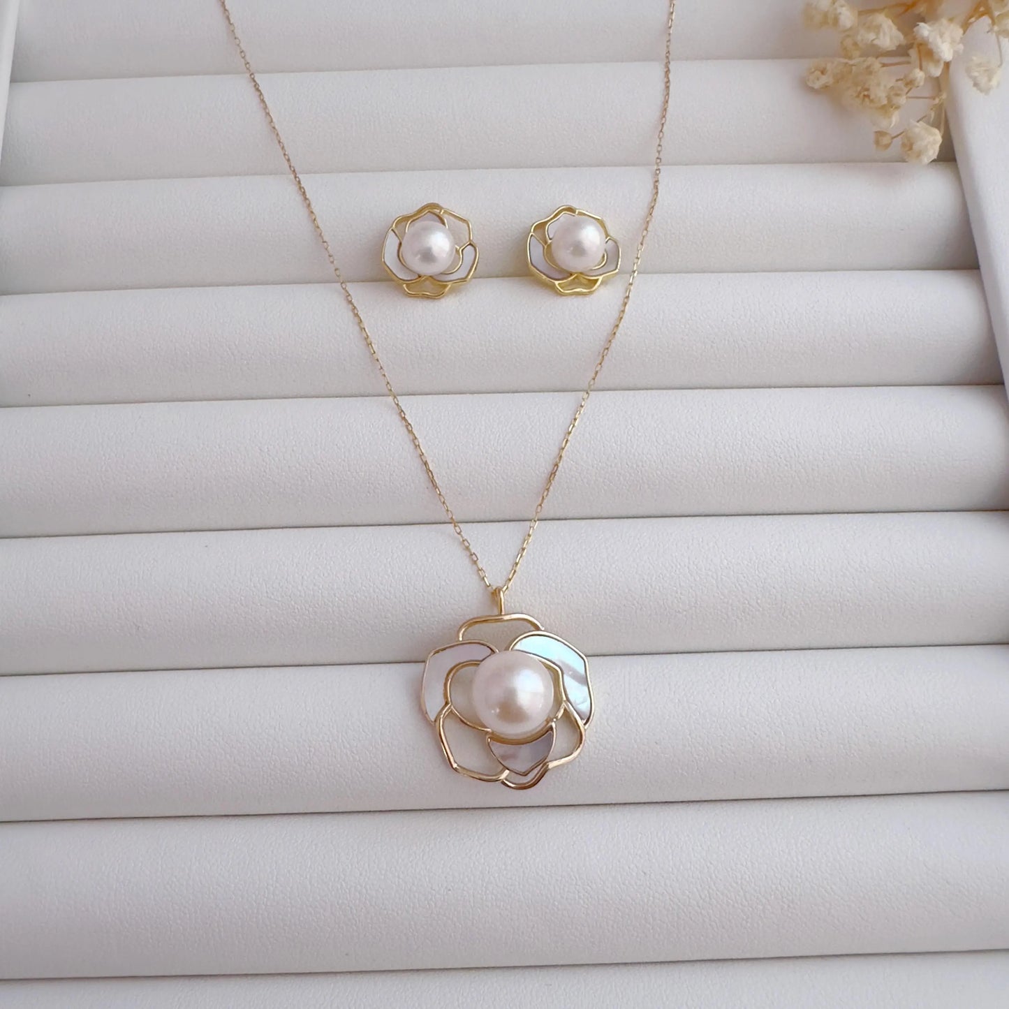 Freshwater Pearl Jewelry Set | Gold Earrings & Necklace |Bridal Gift