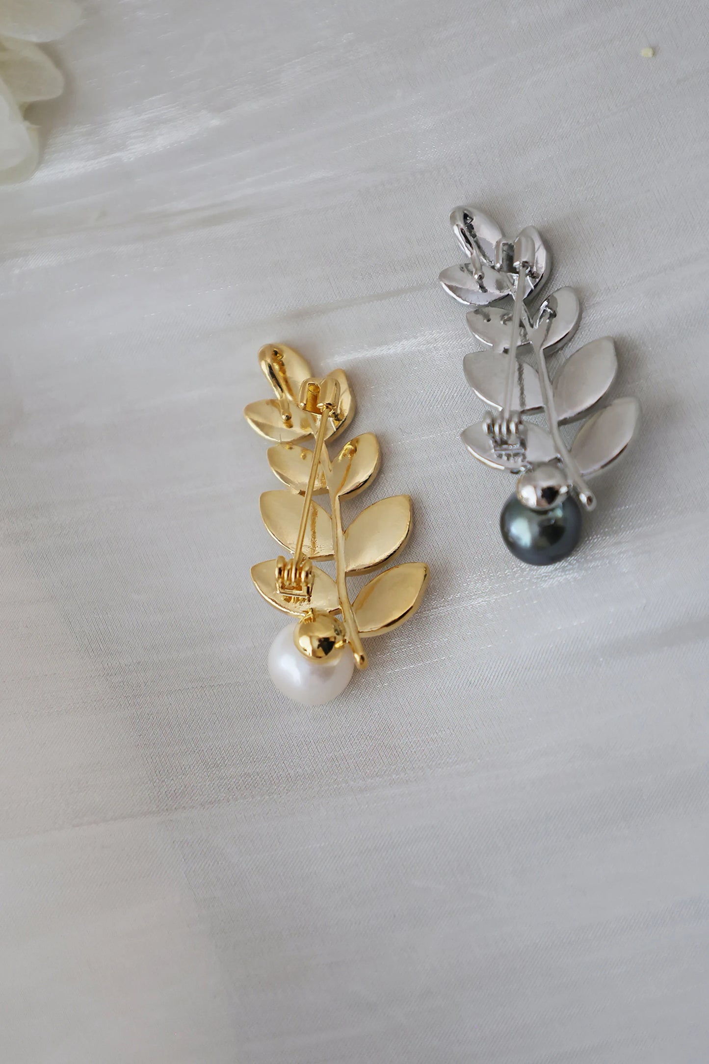Leaf Pearl Brooch - Crafted with Pearl