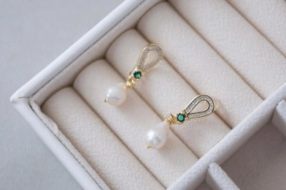 Baroque Pearl Drop Earrings - Crafted with baroque pearl, freshwater