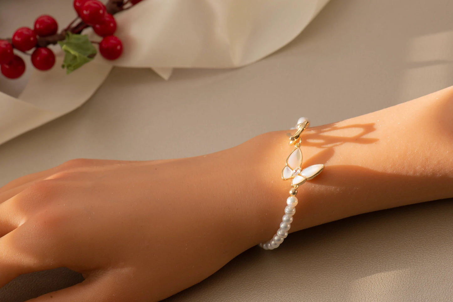 Handmade Pearl Bracelet - Crafted with Copper