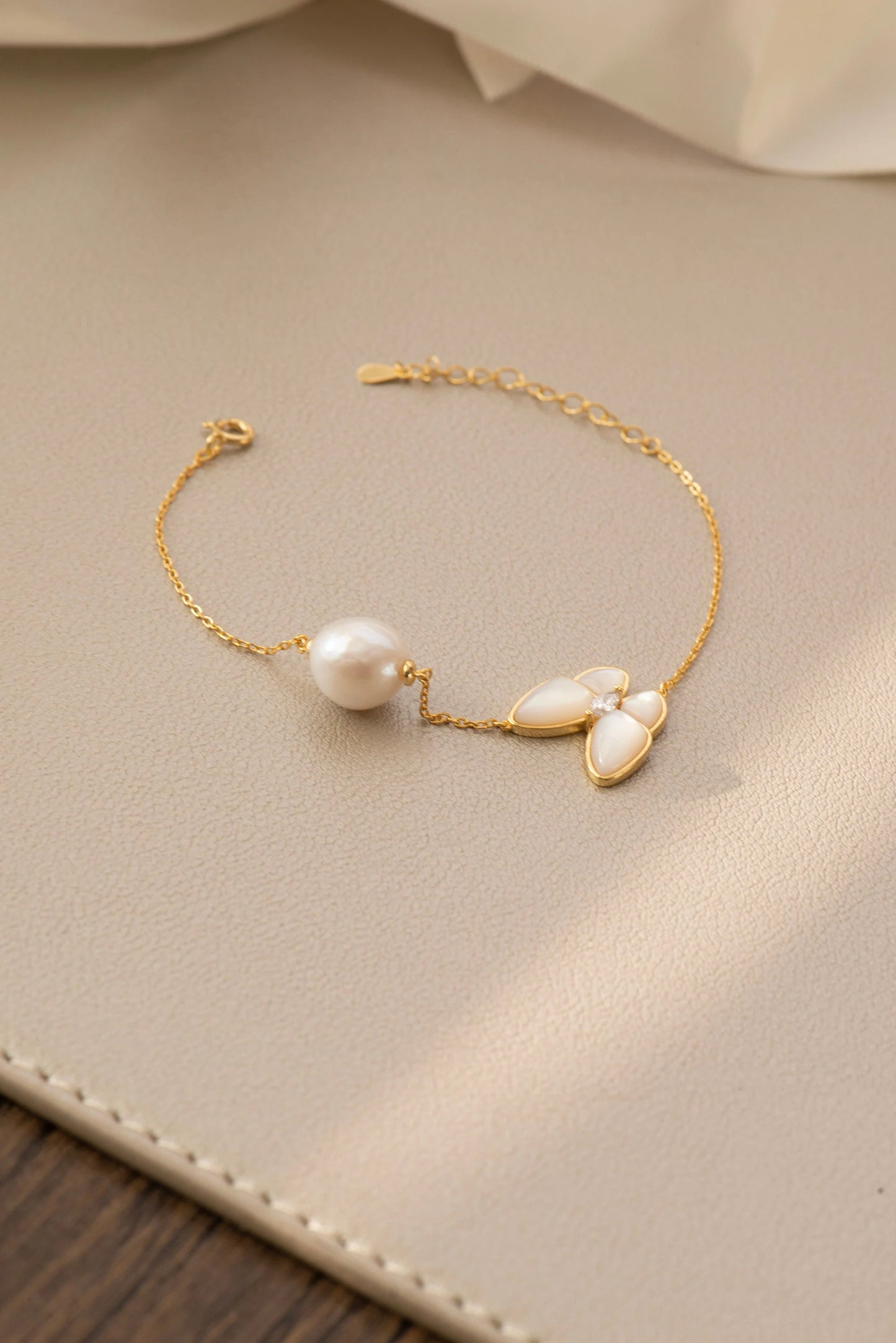 Handmade Gold Butterfly Freshwater Pearl Necklace & Bracelet Set