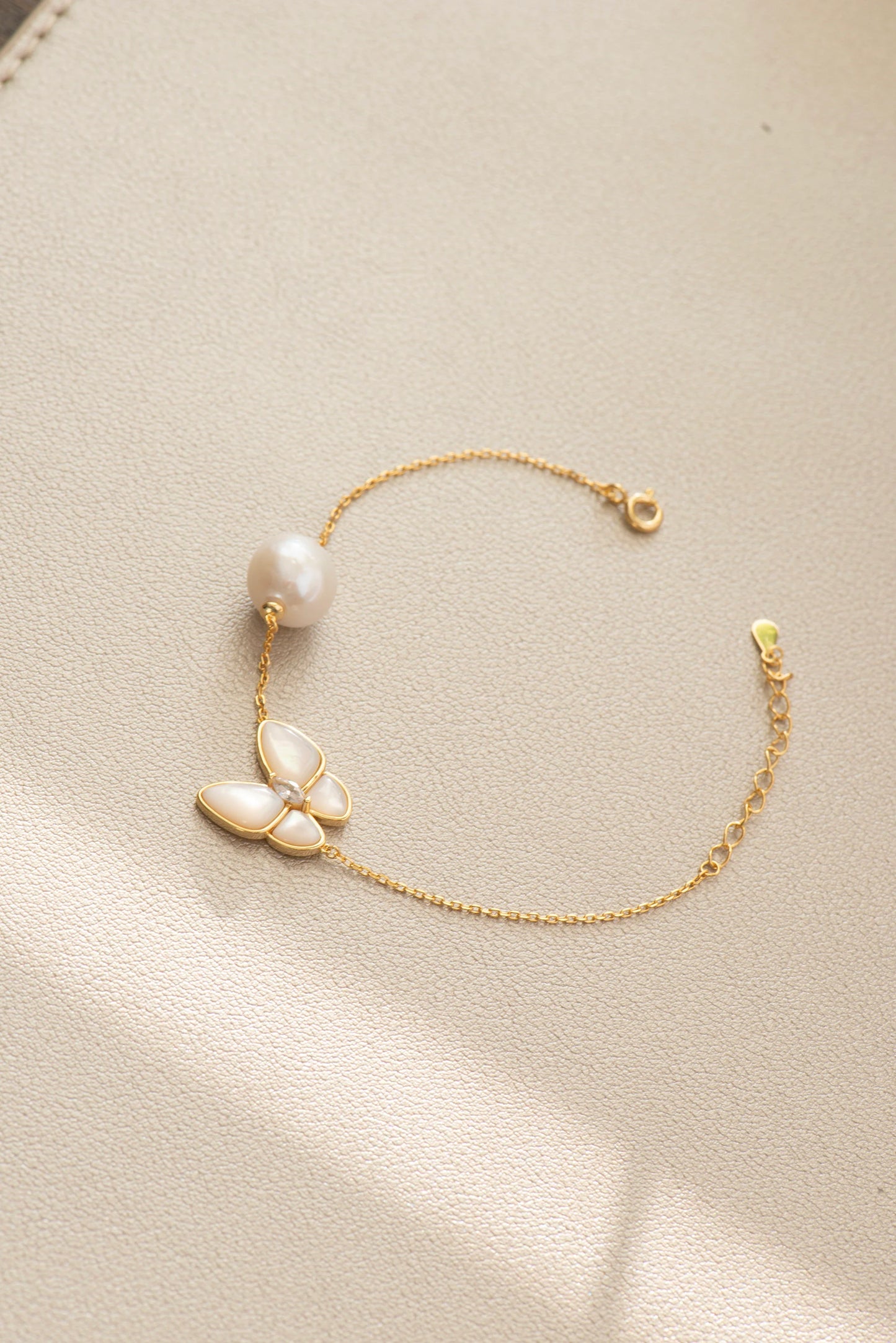 Handmade Gold Butterfly Freshwater Pearl Necklace & Bracelet Set
