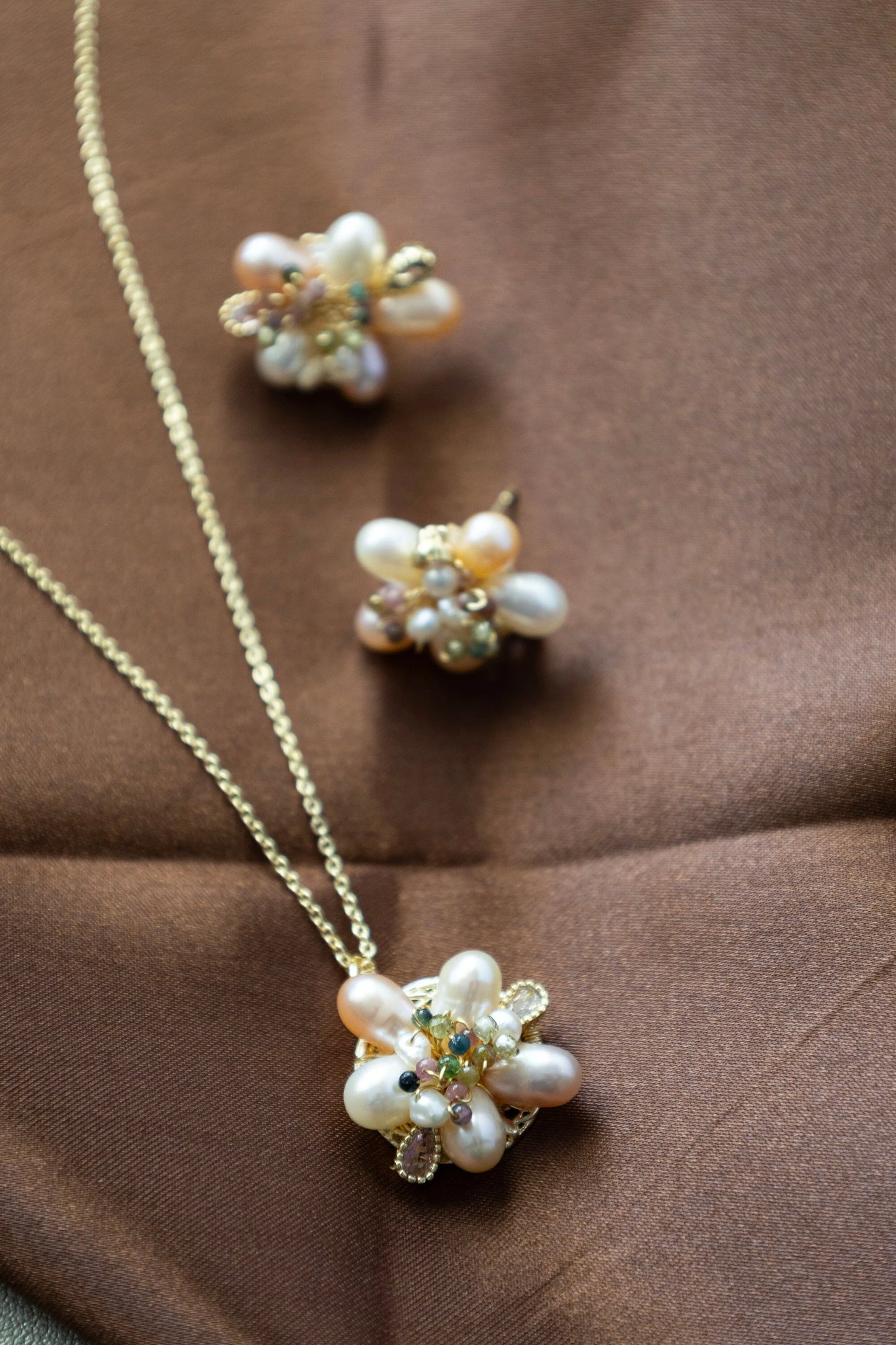 Handmade Pearl Flower Jewelry Set - Crafted with natural pearl,
