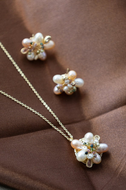 Handmade Pearl Flower Jewelry Set - Crafted with natural pearl,