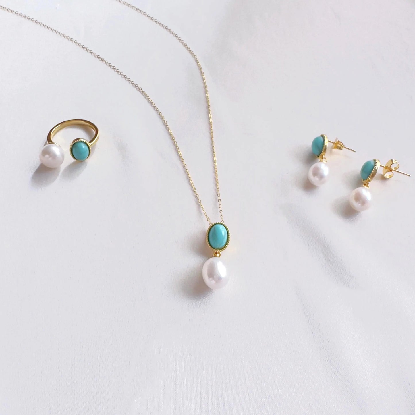 Vintage Turquoise & Pearl Jewelry Gift Set - Crafted with Brass