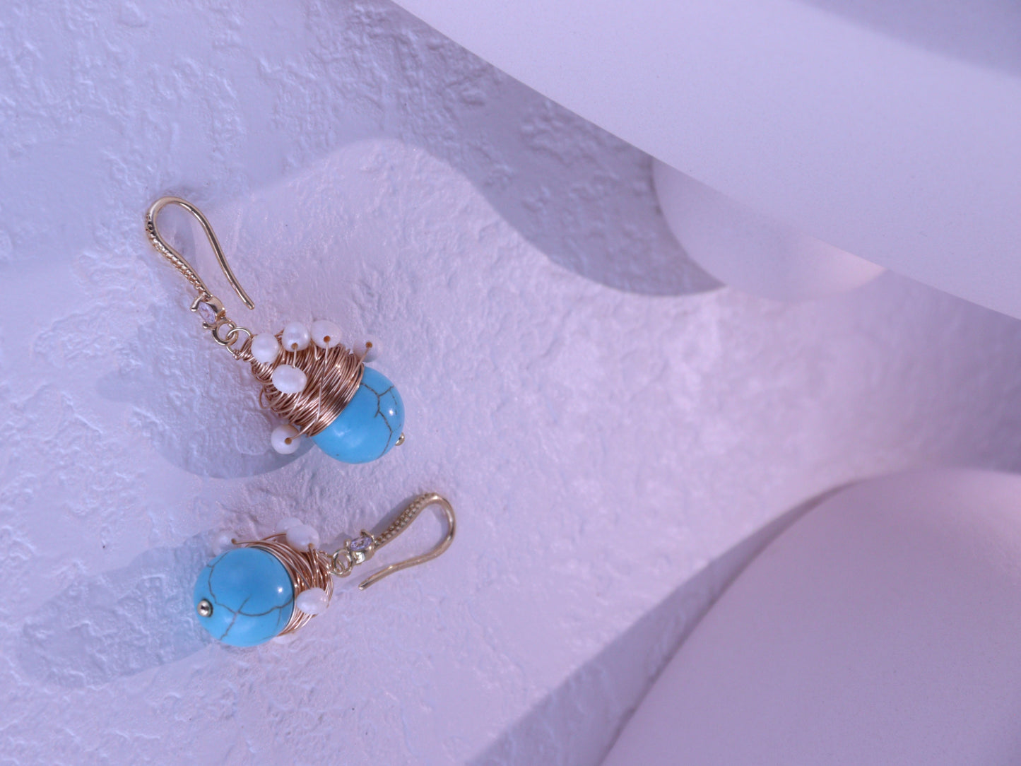 Wire-Wrapped Turquoise & Pearl Earrings – Gold Boho Bridesmaid Dangles (4cm)