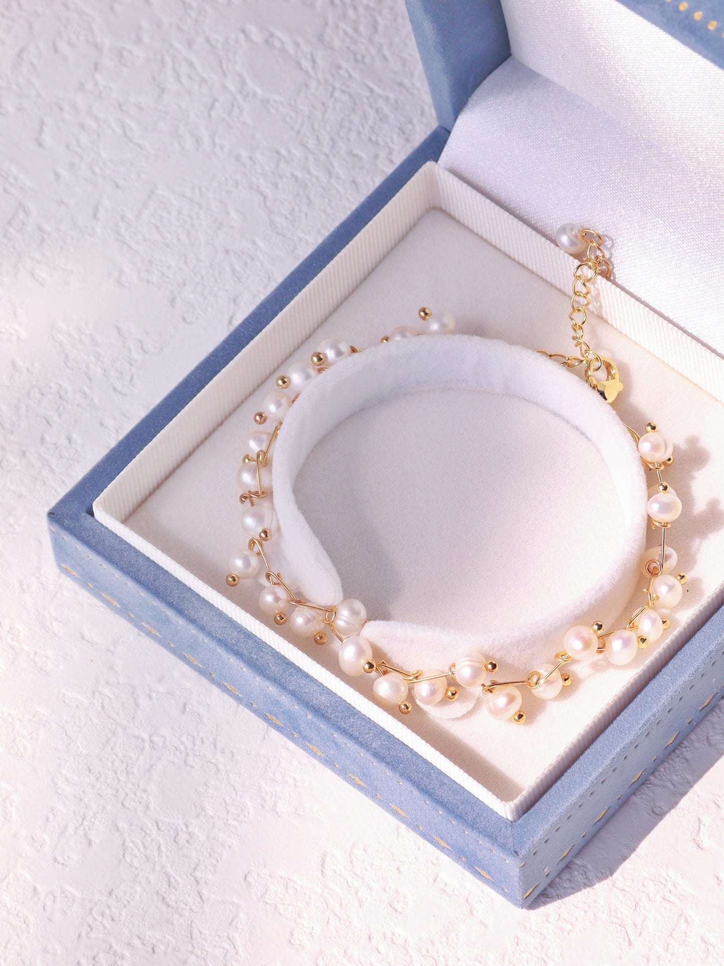 Natural Pearl Vine Branch Bracelet