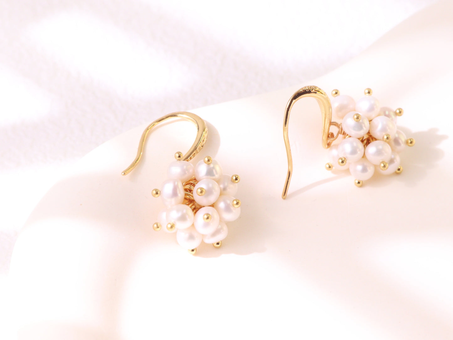 Hand-clustered Freshwater Pearl Dangle Earrings – Elegant Wedding Gift (3cm)