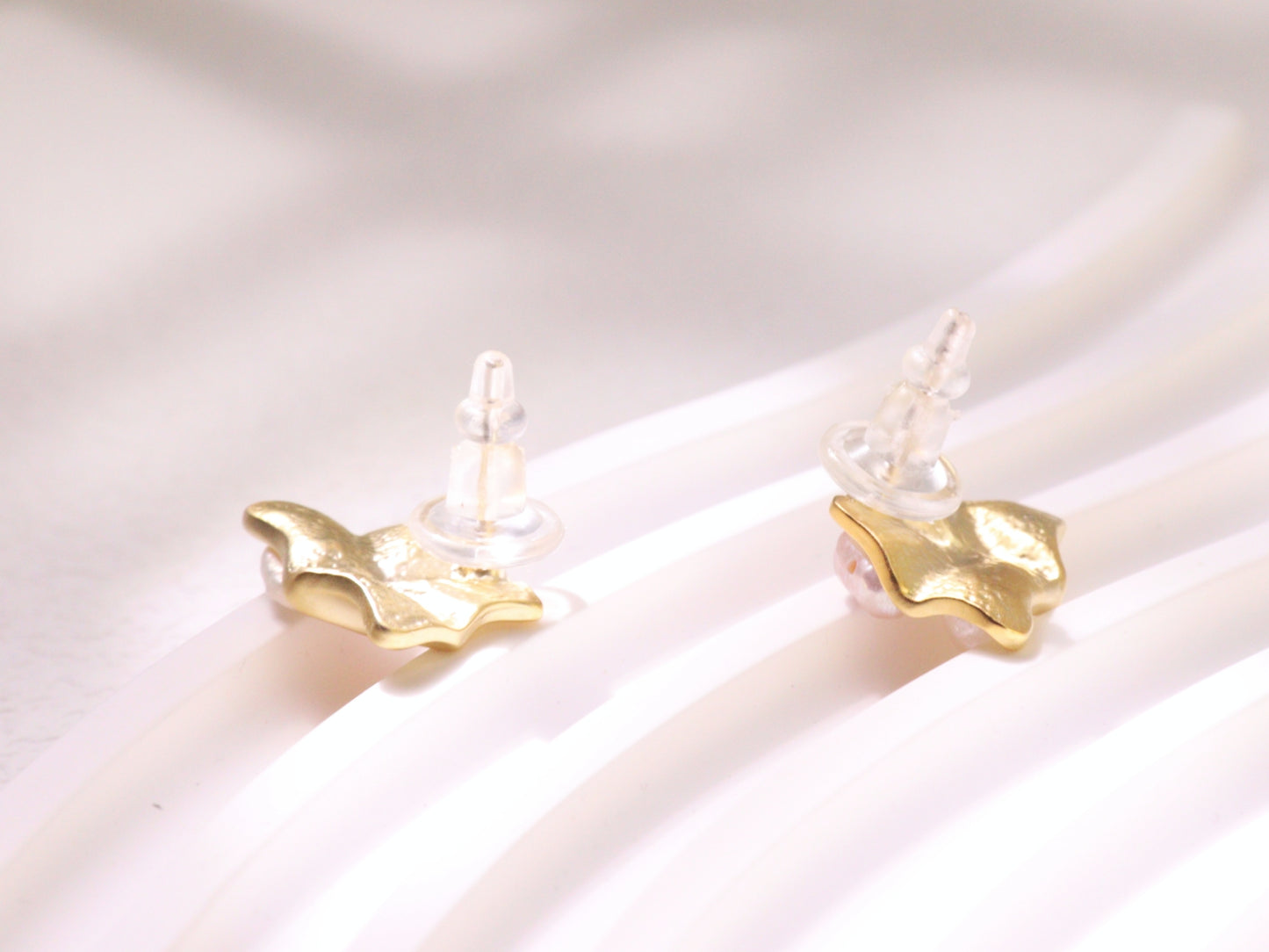 Organic Pearl Sculptural Stud Earrings