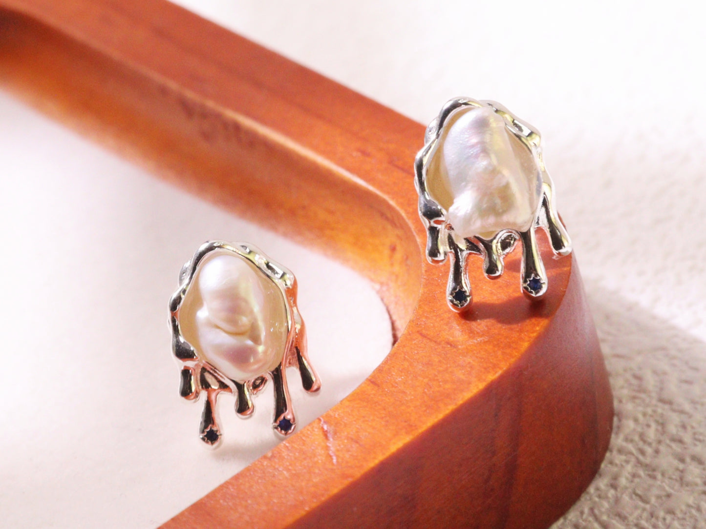 Molten Pearl Stud Earrings