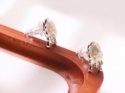 Molten Pearl Stud Earrings