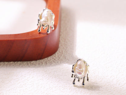 Molten Pearl Stud Earrings