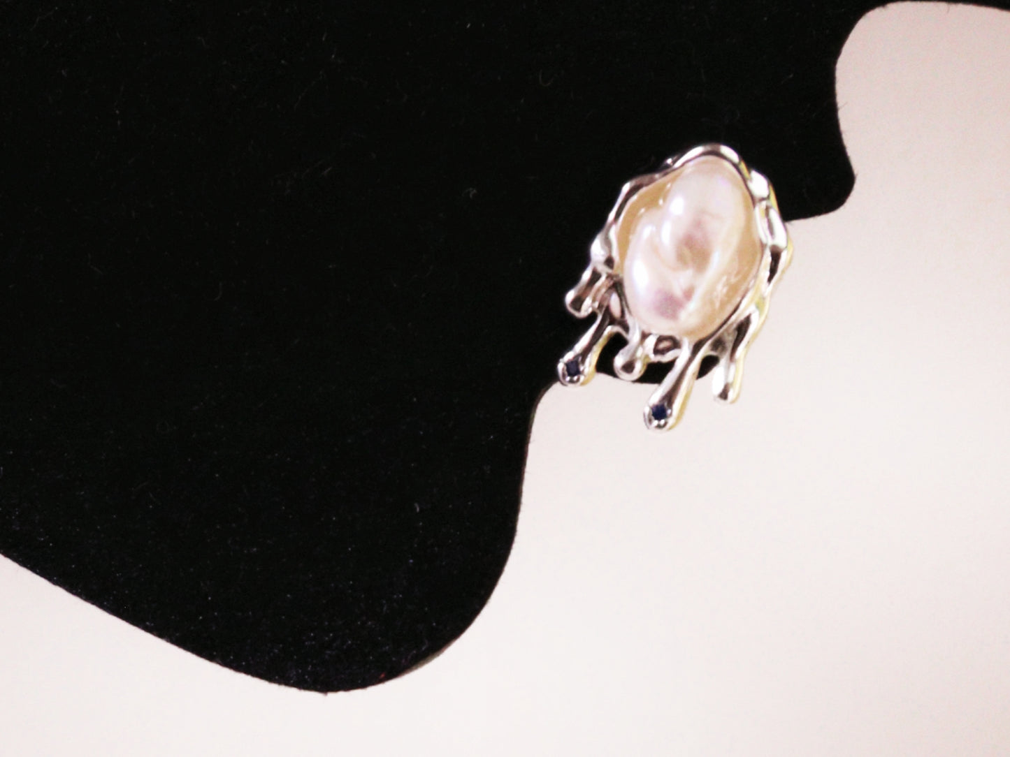 Molten Pearl Stud Earrings