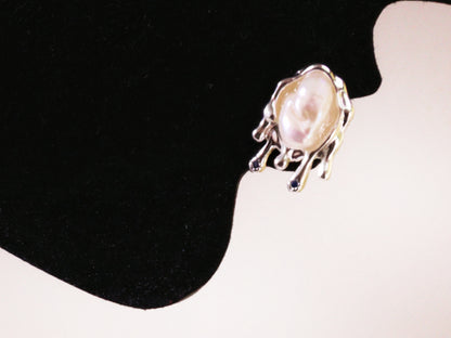 Molten Pearl Stud Earrings