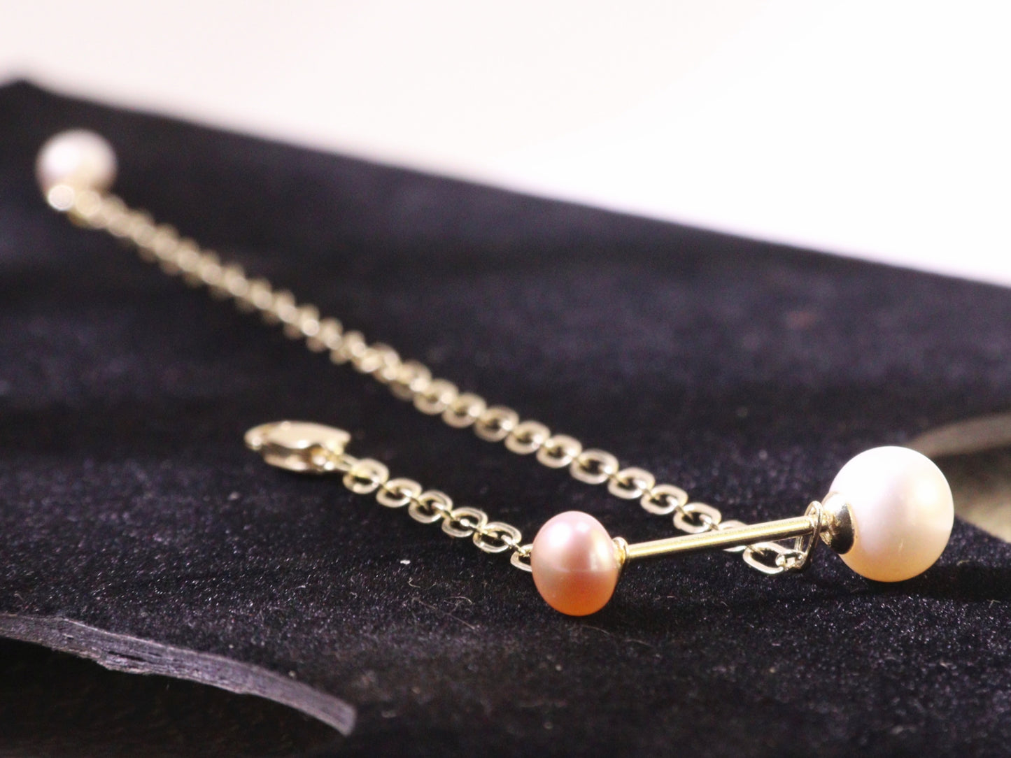 Minimalist Freshwater Pearl Chain Bracelet