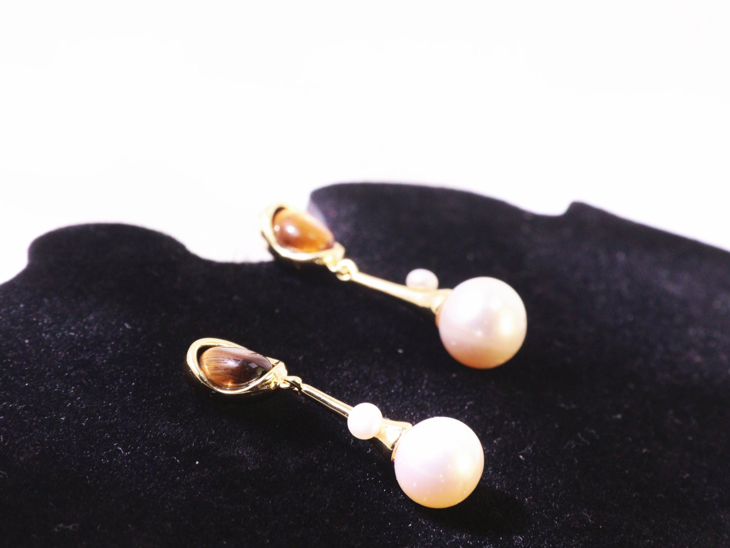 Tiger Eye & Freshwater Pearl Drop Earrings