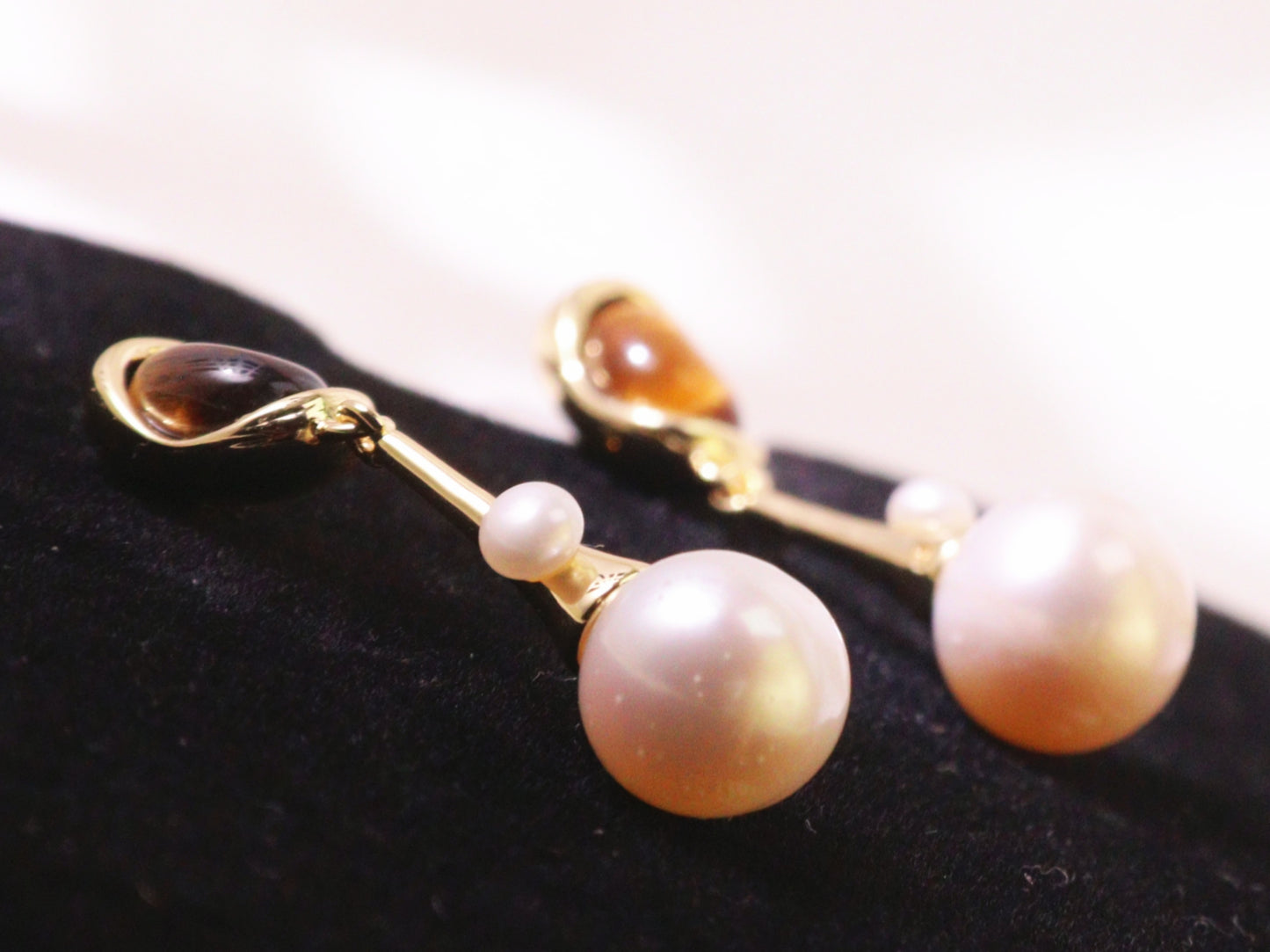 Tiger Eye & Freshwater Pearl Drop Earrings