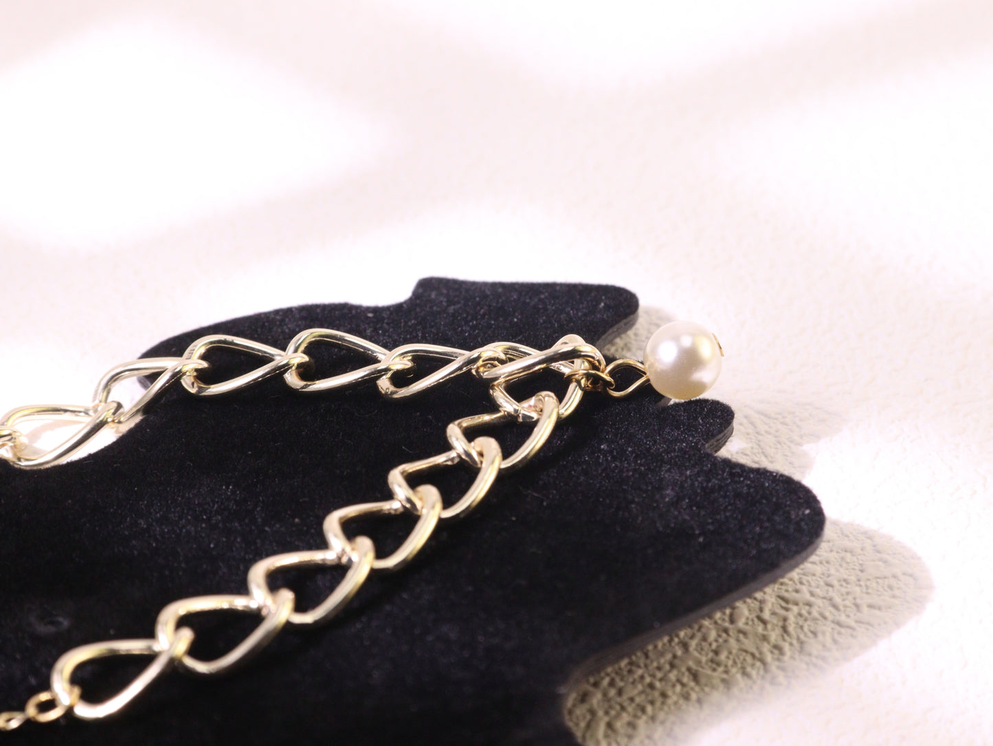 Chunky Chain Pearl Pendant Bracelet