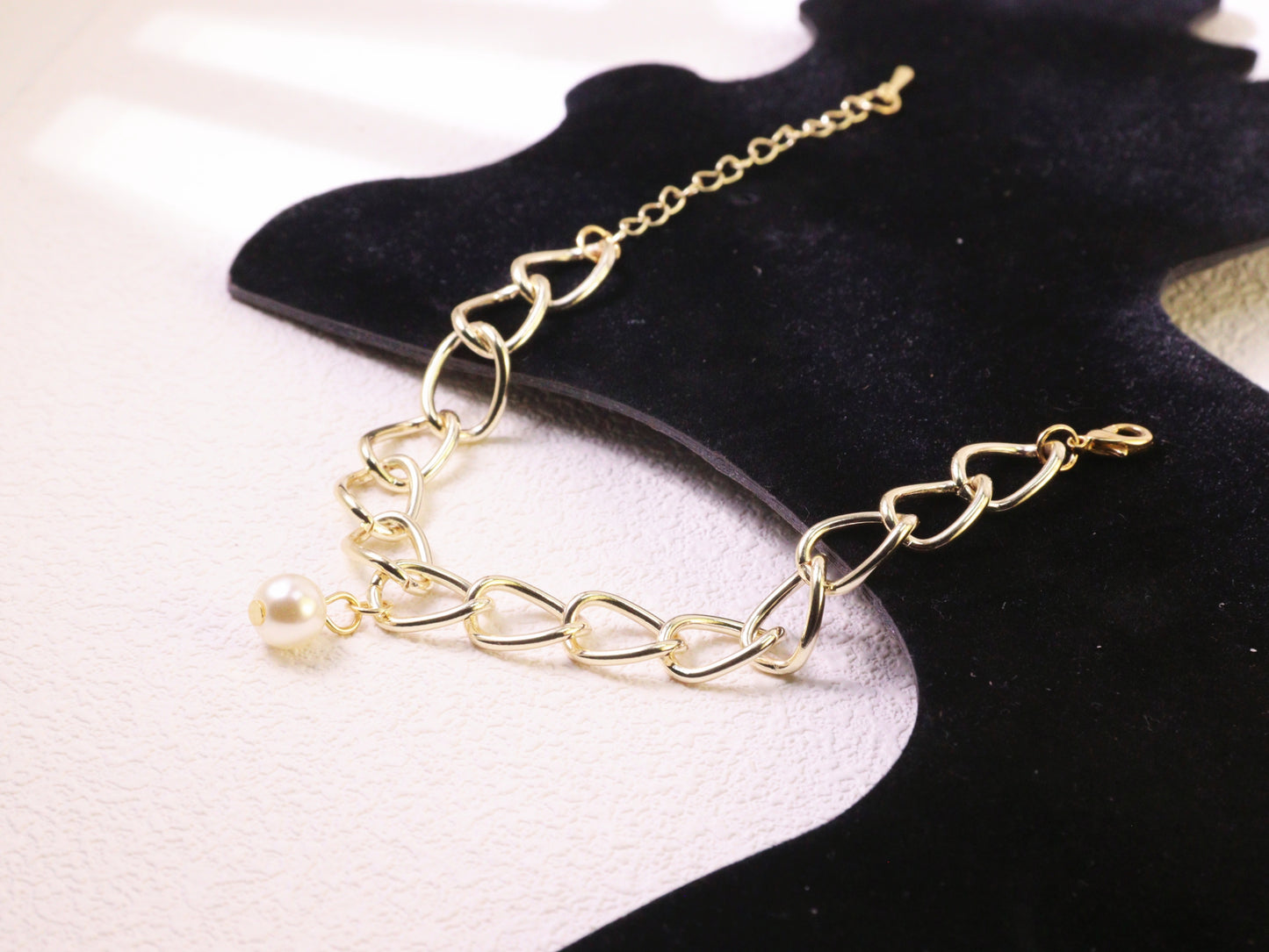 Chunky Chain Pearl Pendant Bracelet