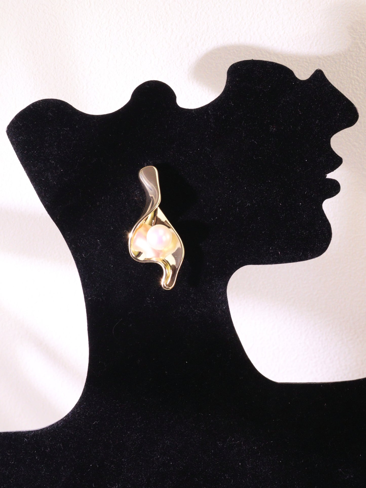 Abstract Leaf Pearl Statement Earrings