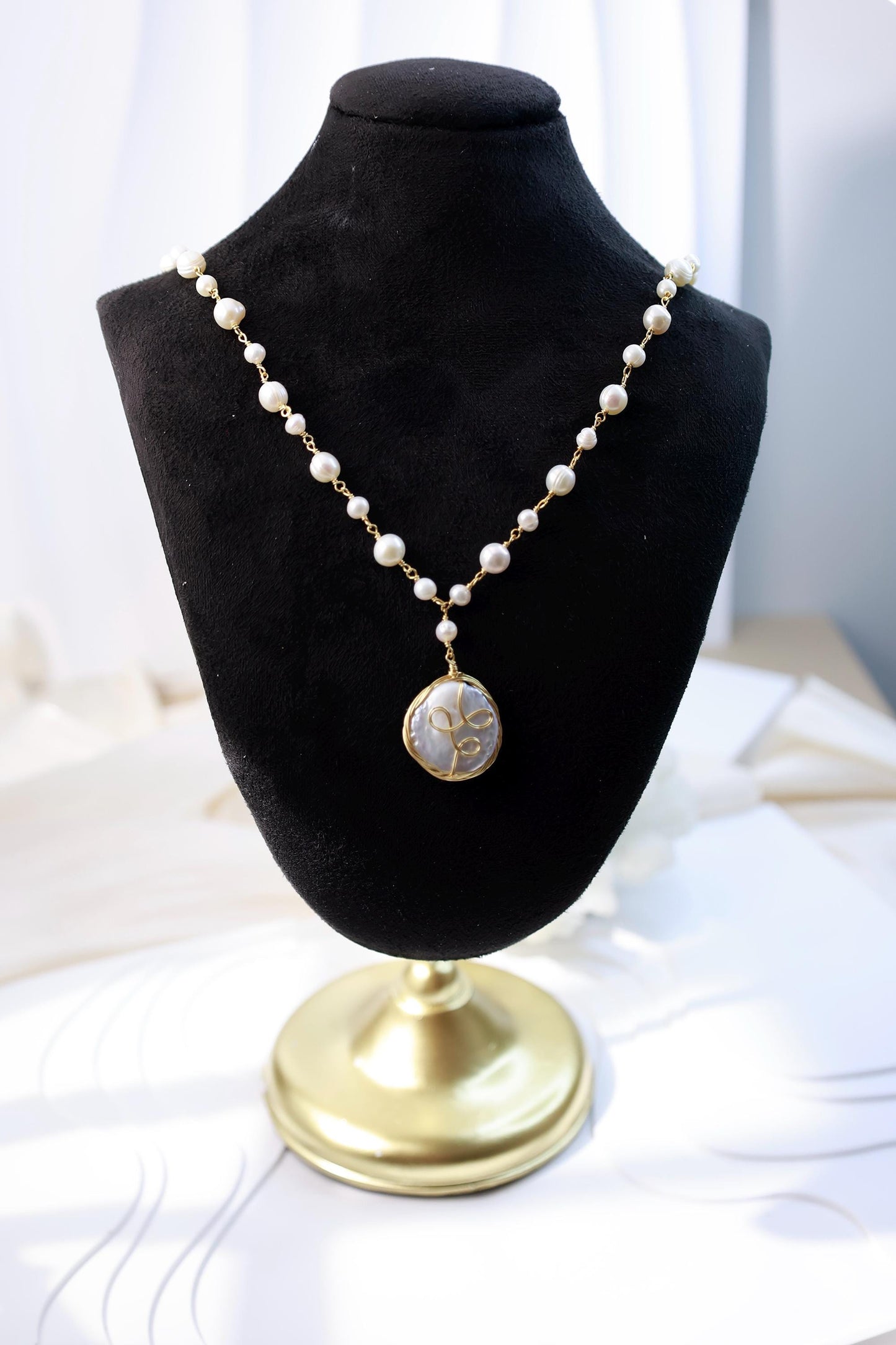 Baroque Pearl Pendant Necklace - Crafted with Brass