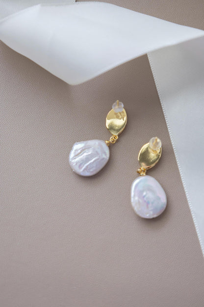 Handmade  Teardrop freshwater pearl  drop Earring/Exquisite