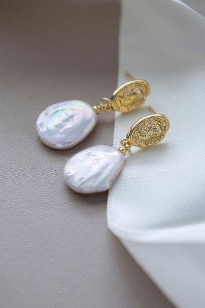 Handmade  Teardrop freshwater pearl  drop Earring/Exquisite