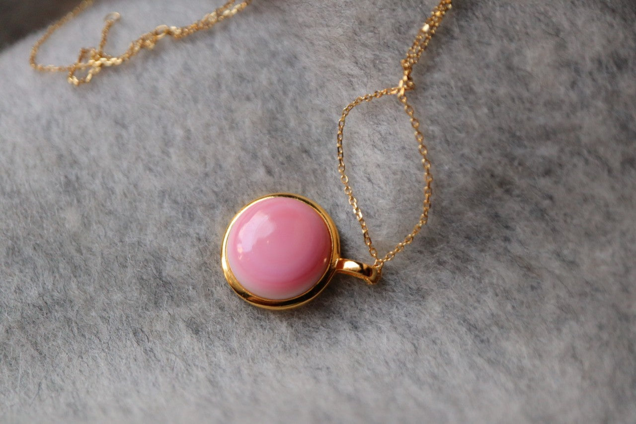 Vintage Pink Queen Conch Pearl Necklace/ Earrings with Sterling Silver